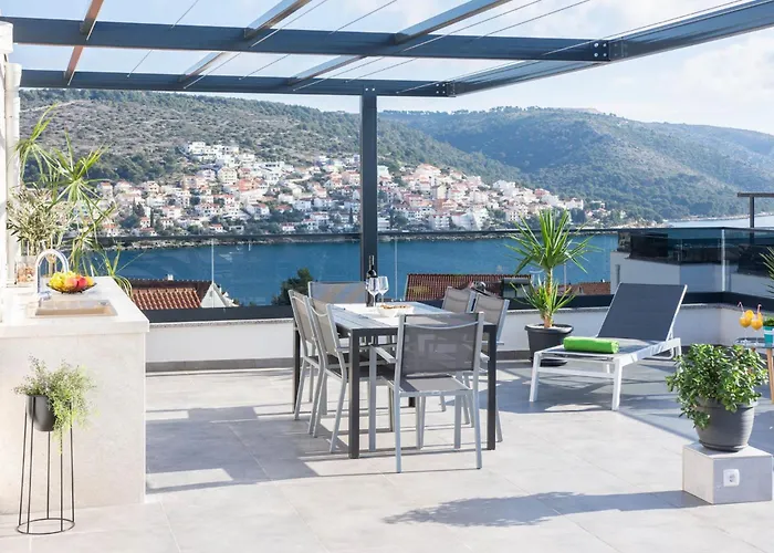 Penthouse Adriatic Blue Apartment *